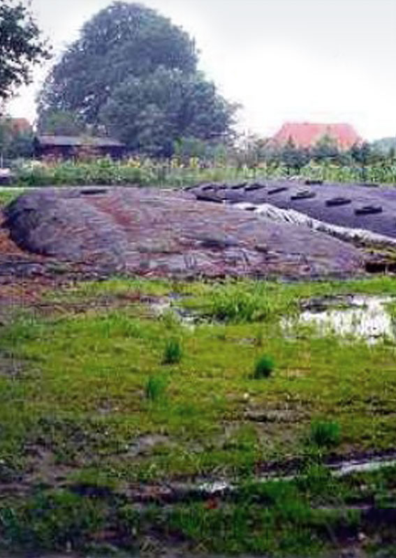 Silage in Feldmieten lagern